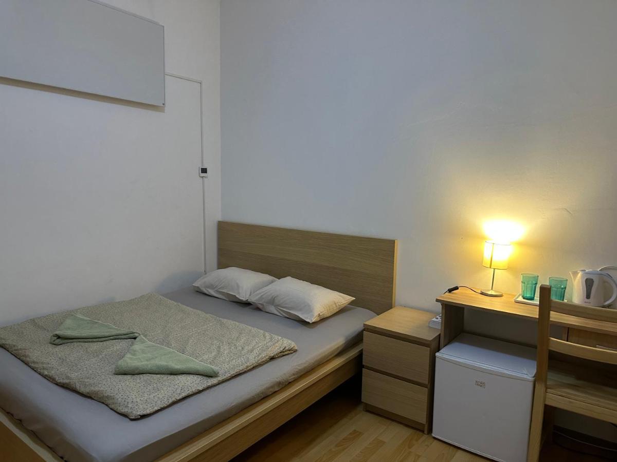 Kecskemeti Rooms ブダペスト エクステリア 写真