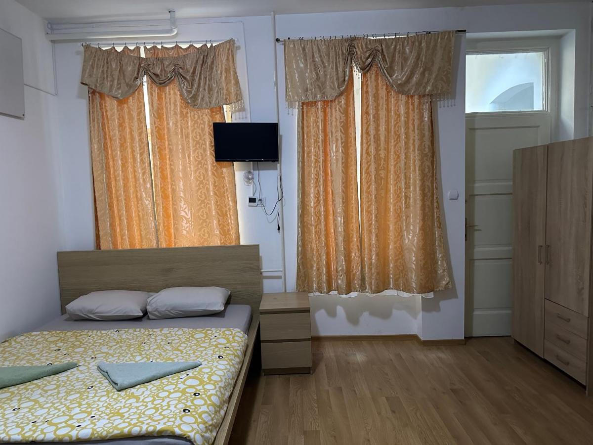 Kecskemeti Rooms ブダペスト エクステリア 写真
