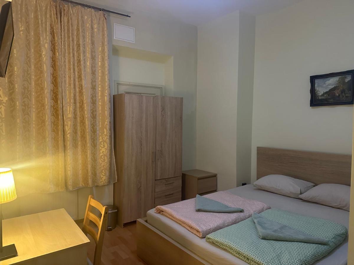 Kecskemeti Rooms ブダペスト エクステリア 写真